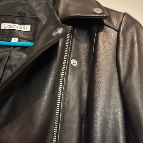 Calvin Klein Women’s XS Black Leather Zip Moto Jacket - Picture 3 of 9